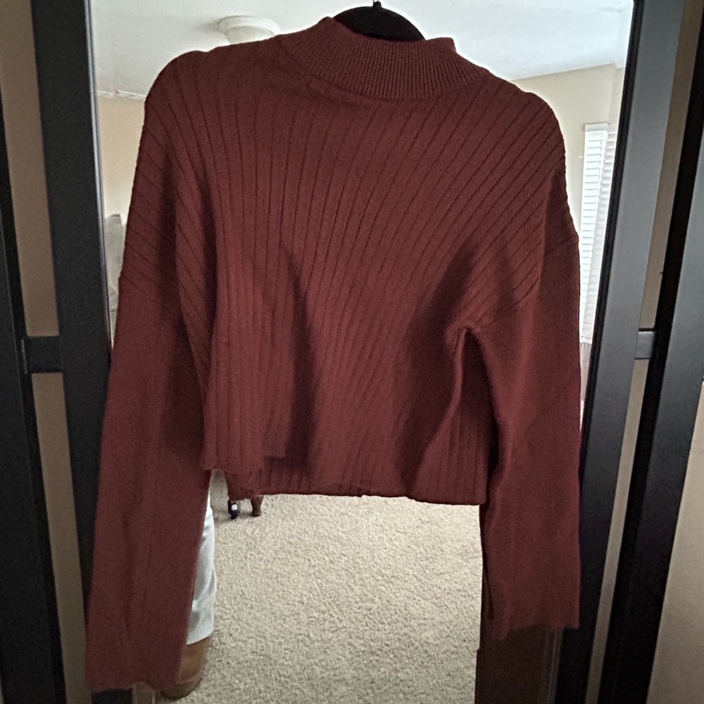 PacSun Women's Ribbed Mock Neck Sweater in Burgundy